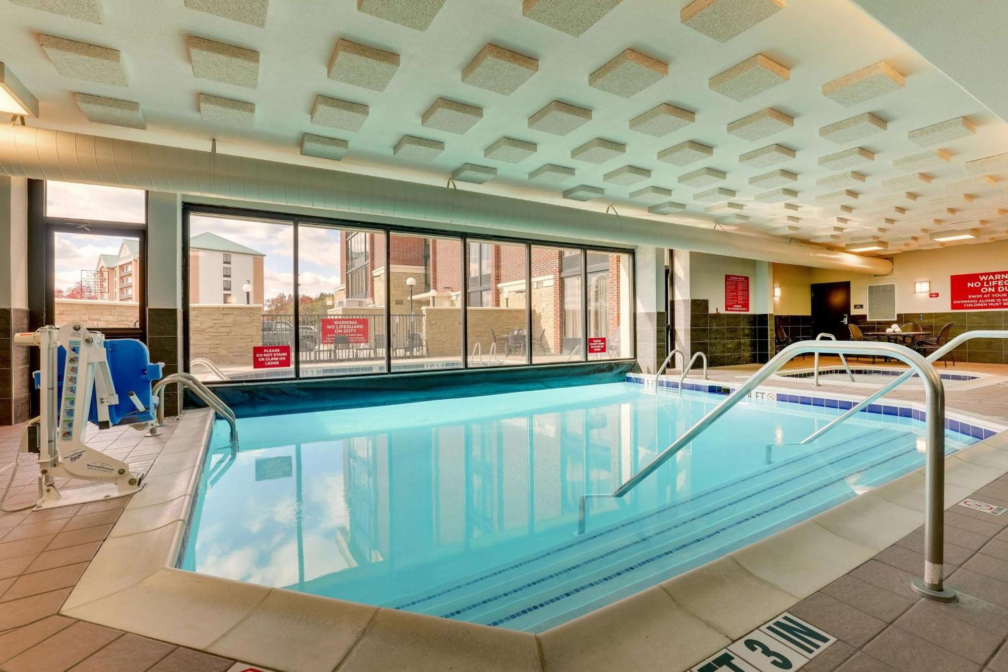 Drury Inn & Suites Columbus Dublin Εξωτερικό φωτογραφία